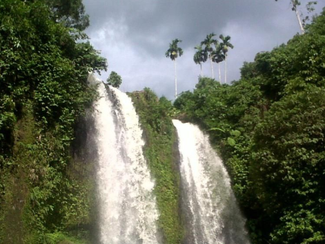 Menikmati Keindahan Air Terjun Blang Kolam di Aceh Utara